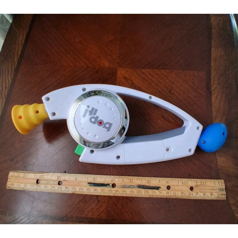 BOP IT! Talking Handheld Electronic Game White 2008 Hasbro Vintage